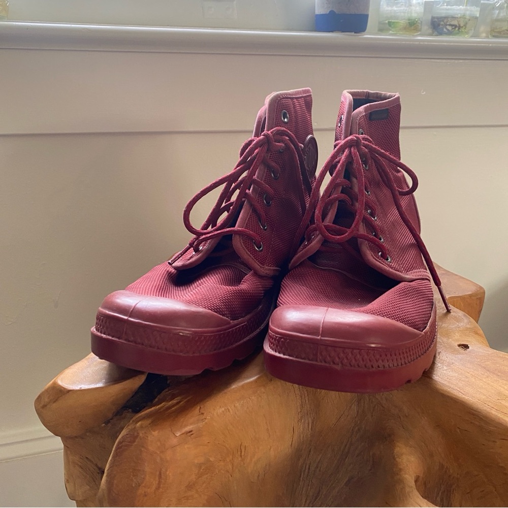 Discontinued Palladium Pampa Hi nylon red lace up boots shoes men’s 8.5 wom 10